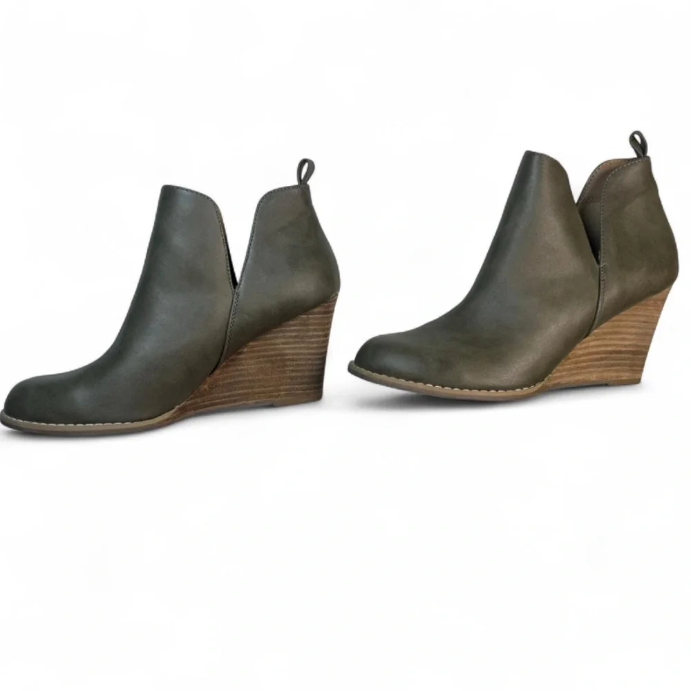 Report Green/Brown‎ Wedge Booties